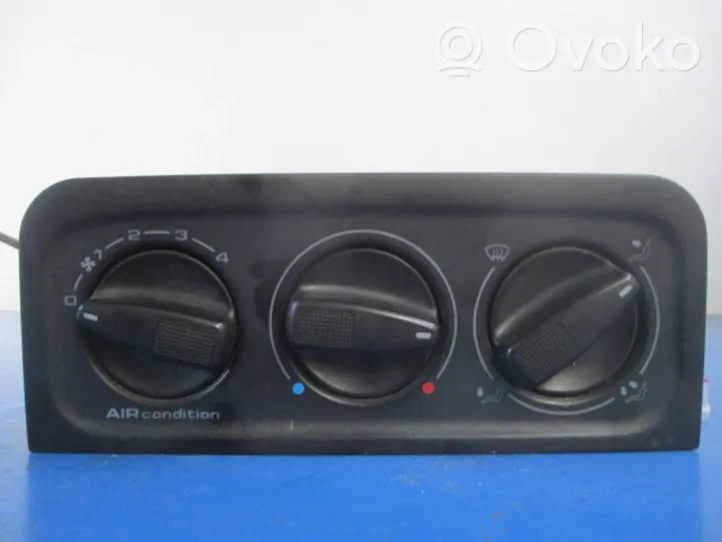 Volkswagen Golf III Climate control unit 1H0819045C