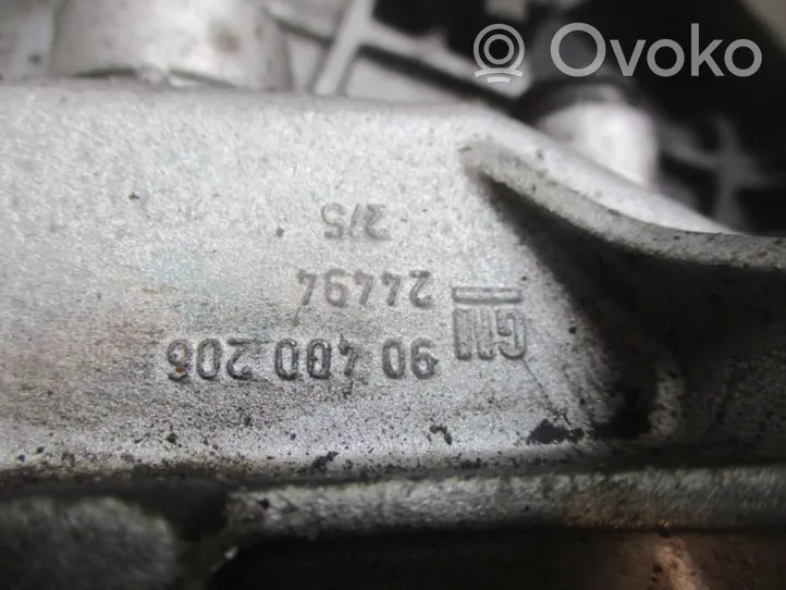 Opel Corsa C Manuaalinen 6-portainen vaihdelaatikko 90400206