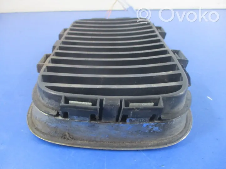 BMW 3 E36 Atrapa chłodnicy / Grill 5113-8122238