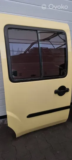 Fiat Doblo Drzwi bocznych / przesuwne 