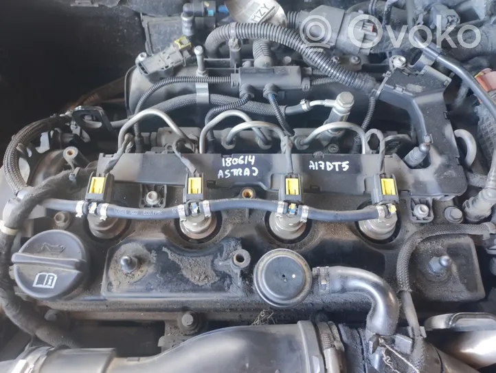 Opel Astra J Silnik / Komplet A17DTS