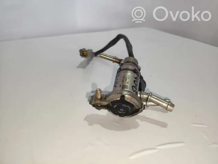 Renault Clio V Injecteur de carburant 208995377R