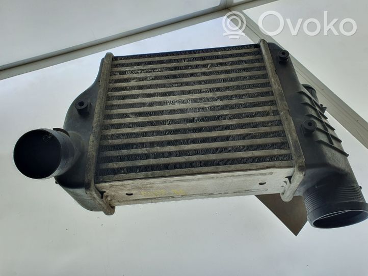 Audi A6 S6 C6 4F Chłodnica powietrza doładowującego / Intercooler 