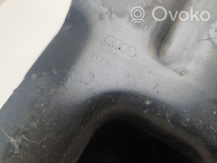 Audi A3 S3 8V Balkis galinio bamperio 