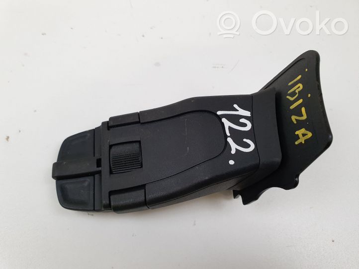 Seat Ibiza IV (6J,6P) Interruttore di controllo dell’audio 