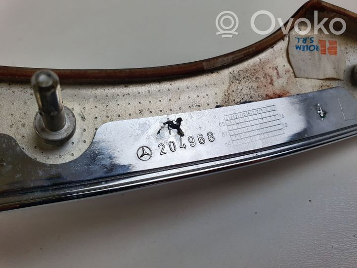 Mercedes-Benz E W211 Rivestimento della portiera posteriore 