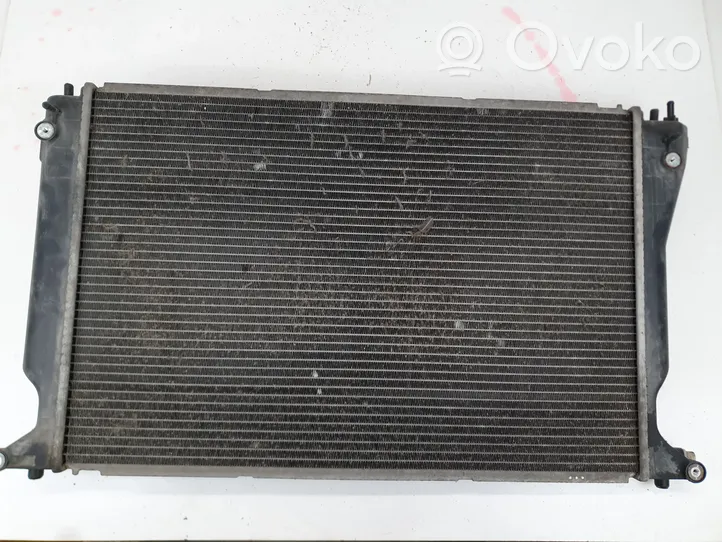 Toyota Corolla Verso AR10 Radiateur de refroidissement 