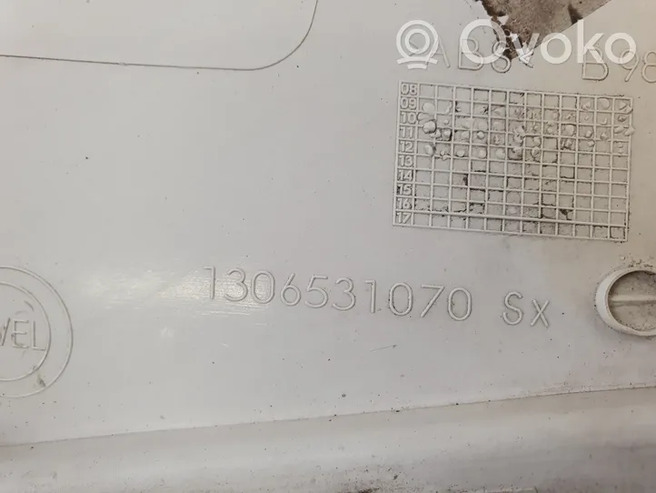 Fiat Ducato Listwa pod lampę przednią 