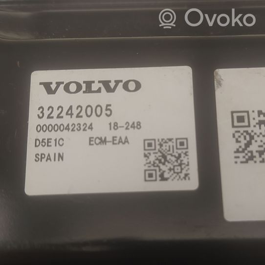 Volvo XC90 Блок управления двигателя 32242005