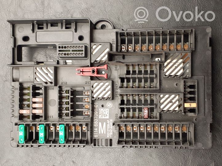 BMW X3 G01 Sulakemoduuli 6837091