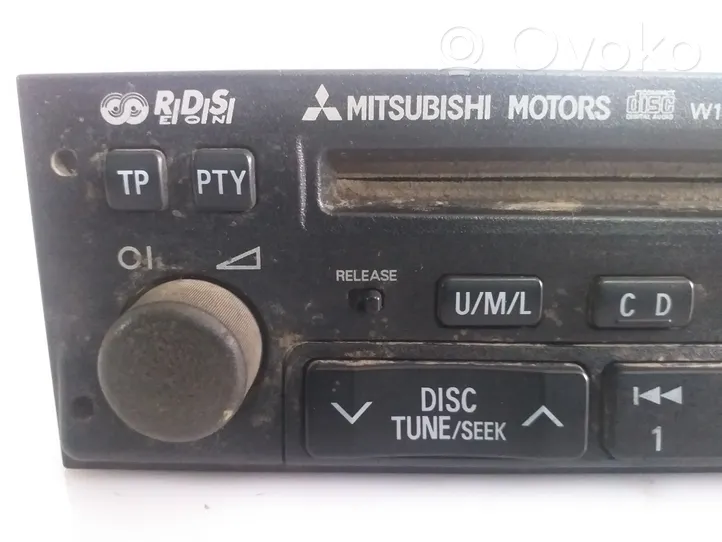 Mitsubishi Montero Panel / Radioodtwarzacz CD/DVD/GPS ME357046118158C
