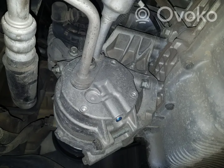 Chevrolet Epica Compresseur de climatisation SLV730212