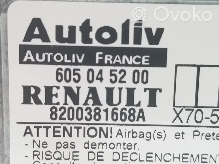 Renault Master II Module de contrôle airbag 8200381668A