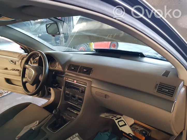 Audi A4 S4 B7 8E 8H Drošības spilvenu komplekts ar paneli 