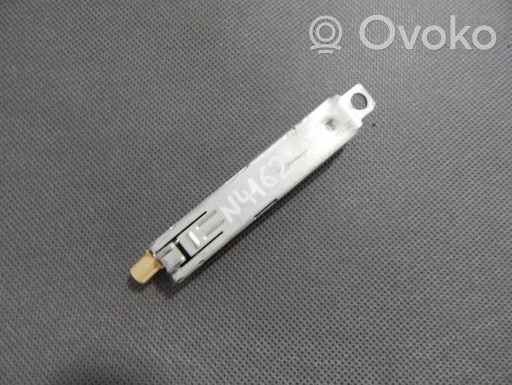 Audi A8 S8 D4 4H Amplificatore antenna 4H0035225D