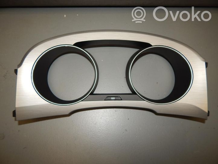 Volkswagen Golf Sportsvan Panel trim 