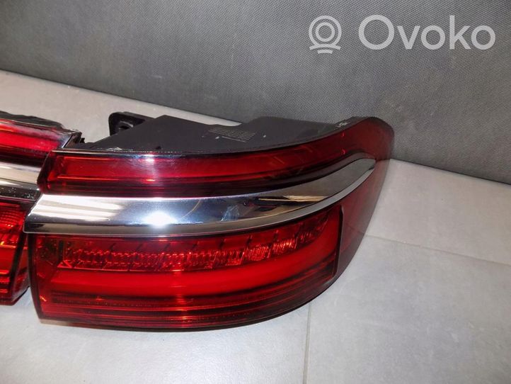 Audi A8 S8 D5 Lampy tylne / Komplet 4N0945095E