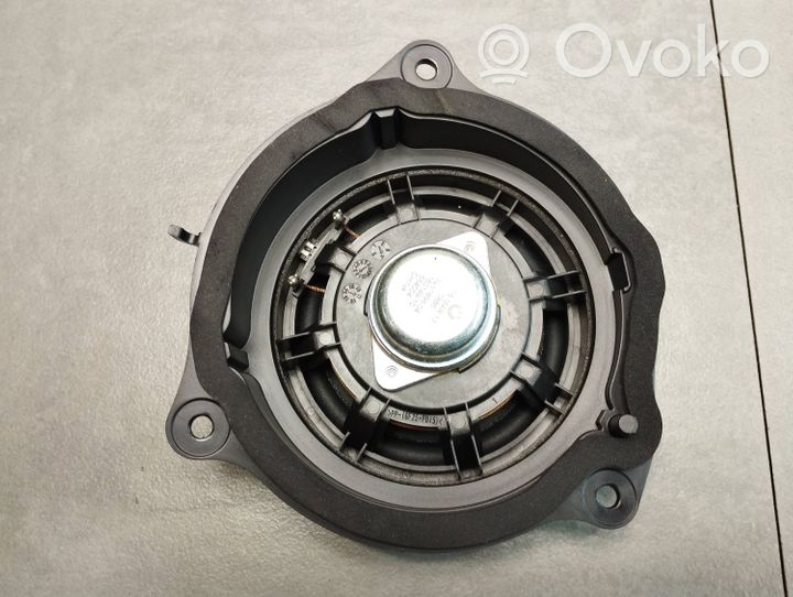 BMW X1 F48 F49 Altoparlante portiera anteriore 9281896