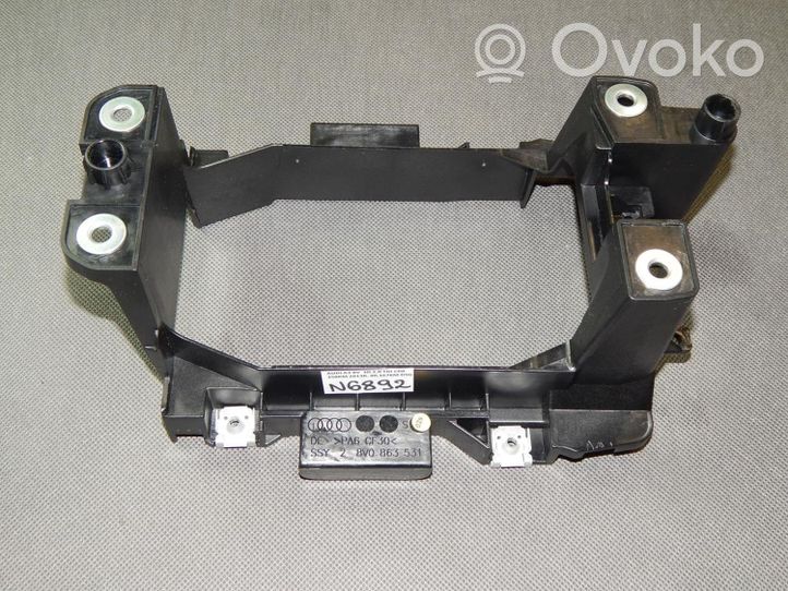 Audi A3 S3 8V Altri elementi della console centrale (tunnel) 8V0863531