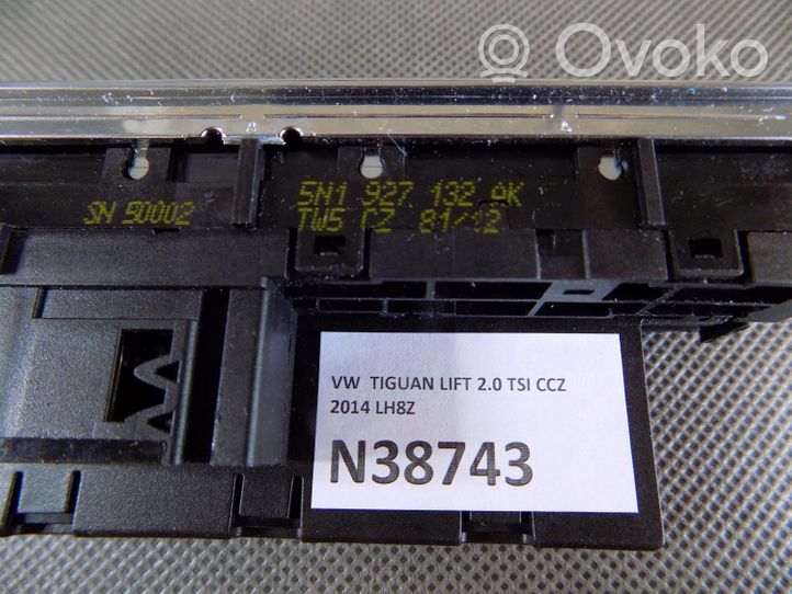 Volkswagen Tiguan Inne przełączniki i przyciski 5N1927132AK