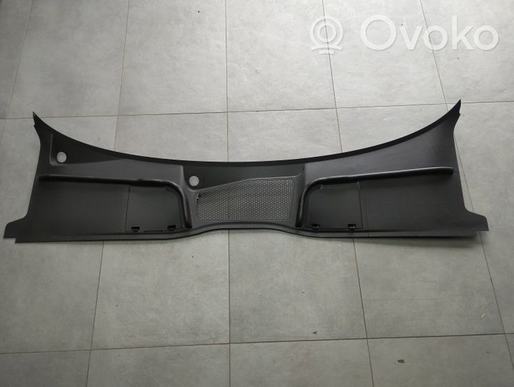 Audi A4 S4 B9 8W Tuulilasin lista 8W2819403