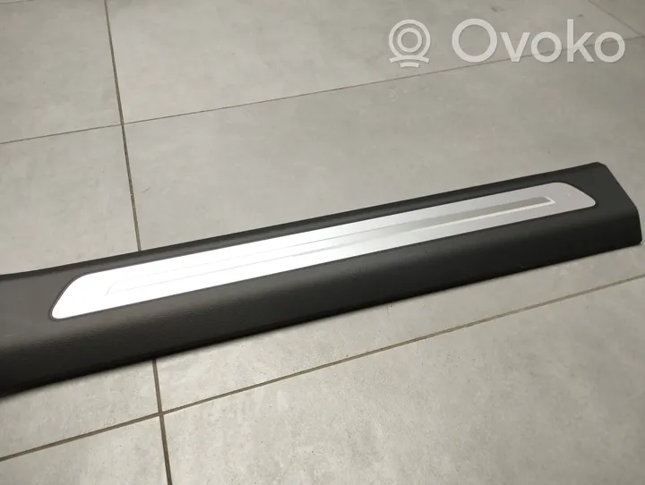 Audi A8 S8 D5 Rivestimento vano piedi laterale 4N1867272C