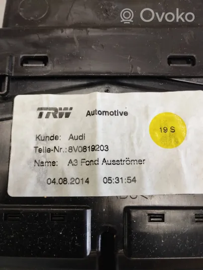 Audi A3 S3 8V Rear air vent grill 8V0819203