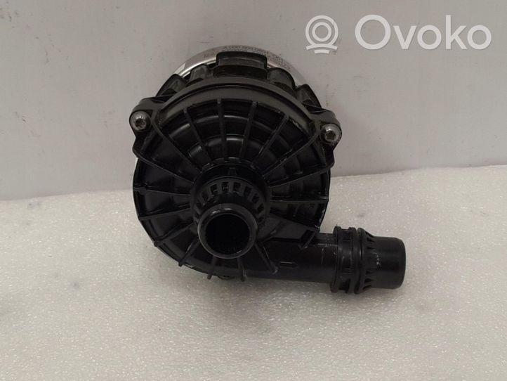 Mercedes-Benz Vito Viano W447 Pompa dell’acqua A0005000801