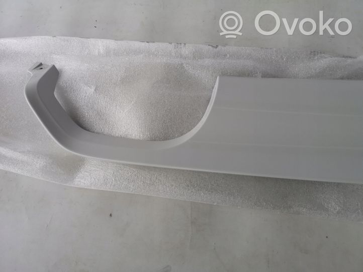 BMW M3 F80 Moulure inférieure de pare-chocs arrière 8055977