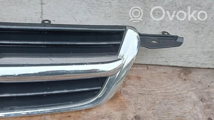 Honda CR-V Maskownica / Grill / Atrapa górna chłodnicy 