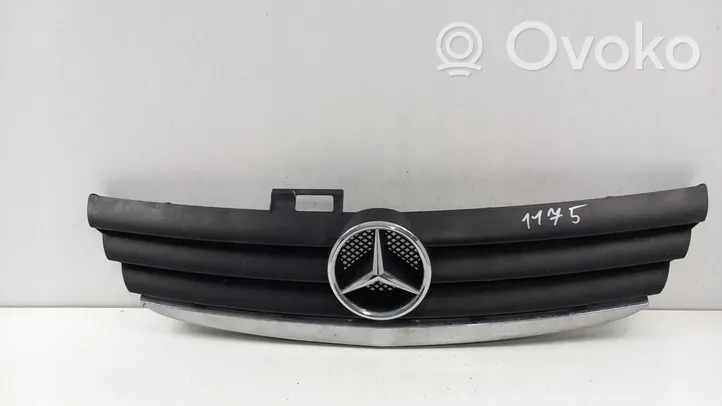 Mercedes-Benz A W169 Grille calandre supérieure de pare-chocs avant 