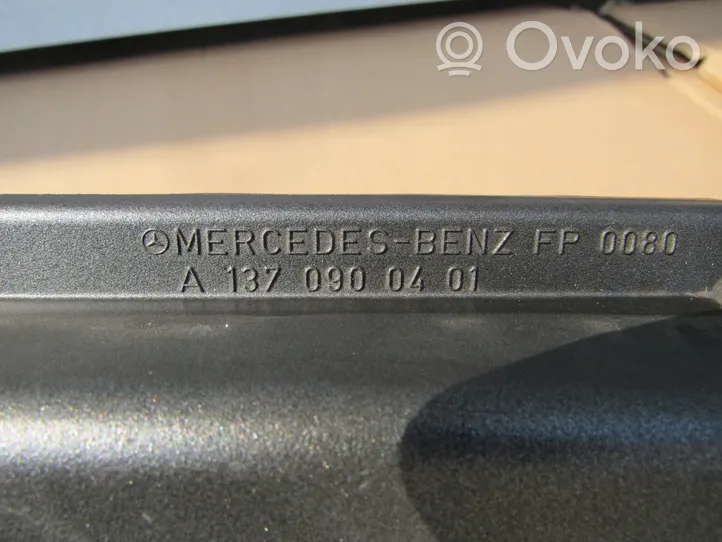 Mercedes-Benz CL C215 Ilmansuodattimen kotelo A1370900401