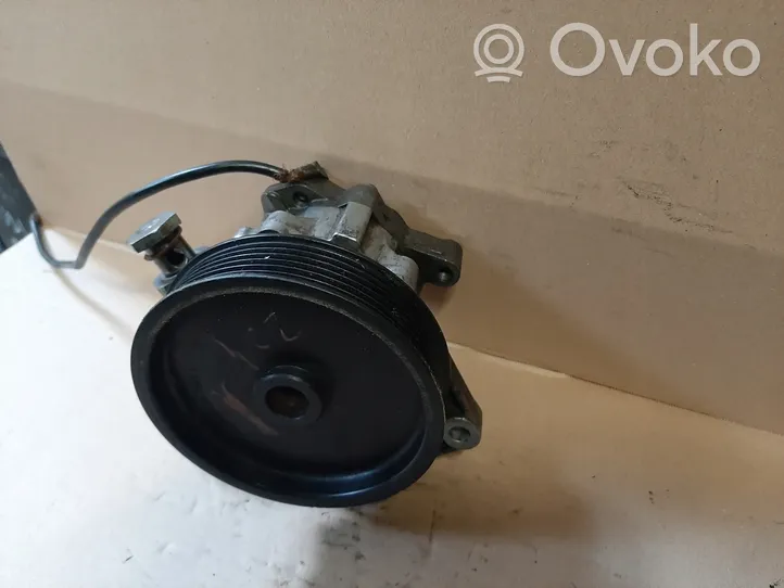 Mercedes-Benz C W204 Pompe de direction assistée A0054666501