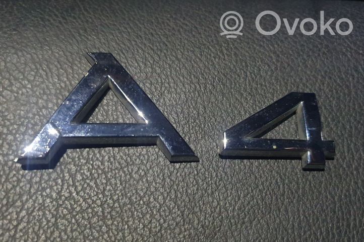 Audi A4 S4 B9 Logo, emblème de fabricant 8E0853741