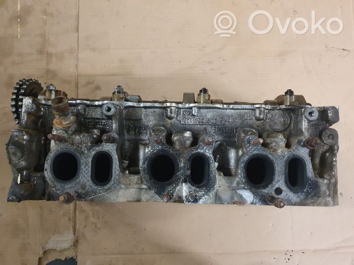 Volkswagen Golf III Engine head 021103373B