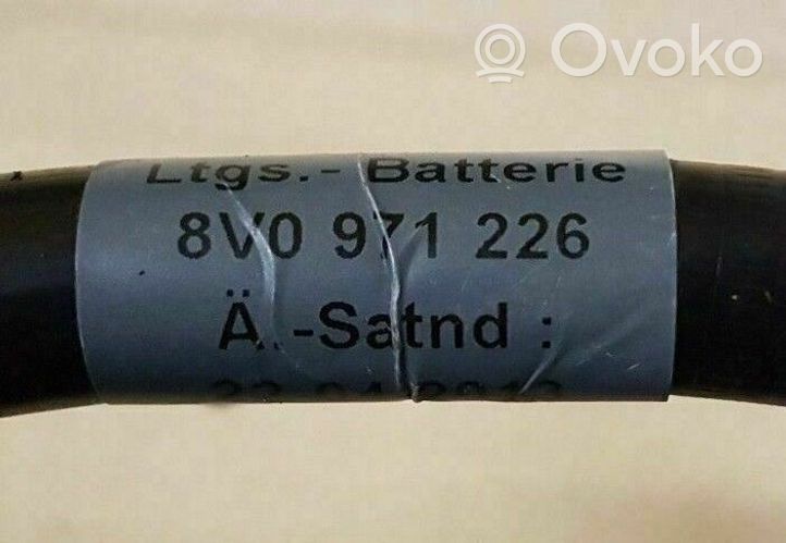 Audi RS3 Câble de batterie positif 8V0971226