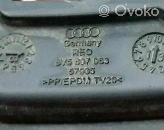 Audi A3 S3 8V Takapuskurin koristemuotolista 8V5807083