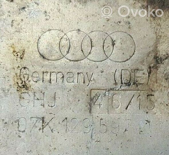 Audi RS3 Paracalore nel vano motore 07K129597D