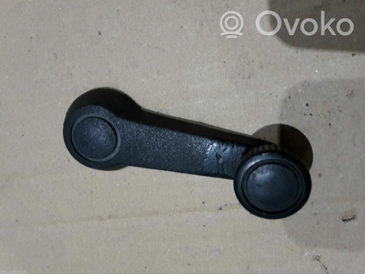 Volkswagen Golf I Front door window winding handle 111837579B