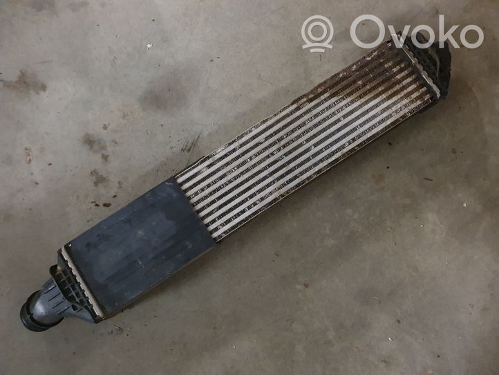 Audi A4 S4 B9 Chłodnica powietrza doładowującego / Intercooler 8W0145805N