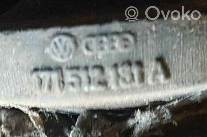 Volkswagen Jetta I Osłona przeciwpyłowa amortyzatora tylnego 171512131A