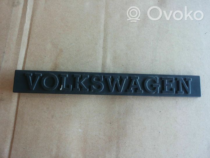 Volkswagen Jetta I Logo, emblème de fabricant 171853685A