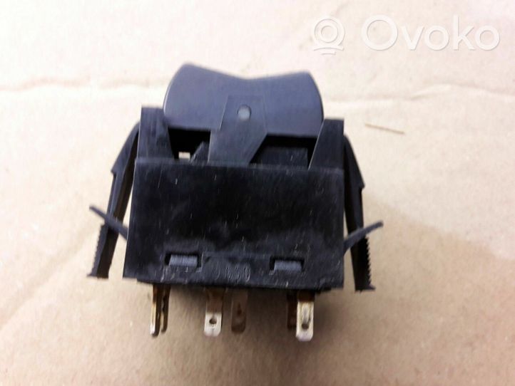 Volkswagen Golf I Light switch 171941531C