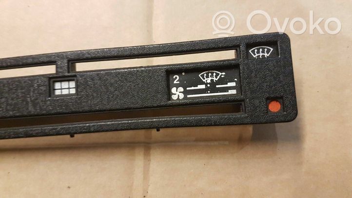 Volkswagen Golf I Climate control/heater control trim 171919383L