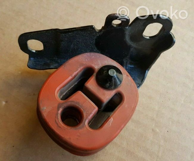 Audi Q3 8U Support / crochet de silencieux d'échappement 1K0253147