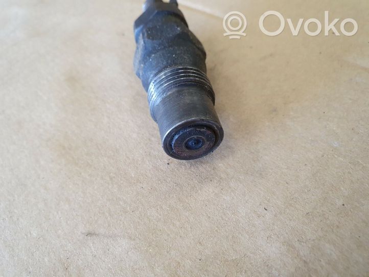 Volkswagen Caddy Injecteur de carburant 068130201