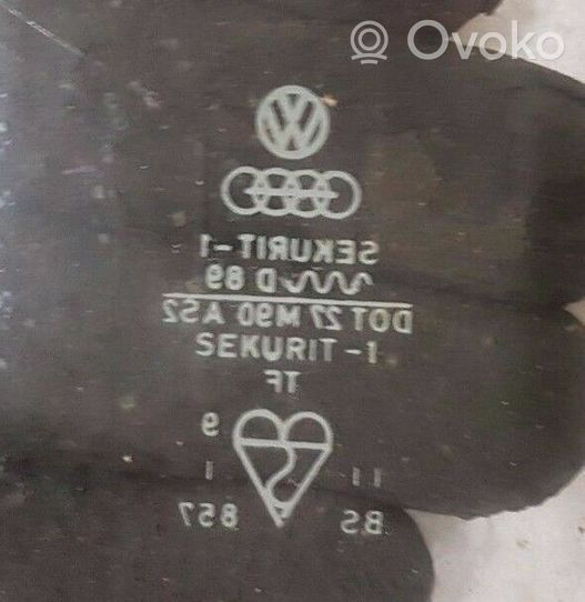 Volkswagen Golf I Aizmugurējais virsbūves sānu stikls 161845301