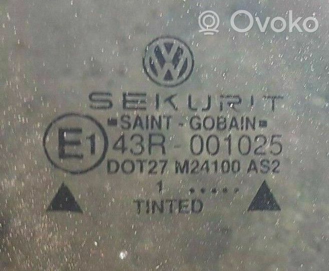 Volkswagen Golf I Mažasis "A" priekinių durų stiklas (dvidurio) 171845252A