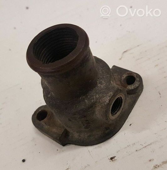 Volkswagen Scirocco Tuyau de liquide de refroidissement moteur 068121145