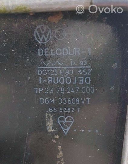 Volkswagen PASSAT Szyba drzwi przednich 831845201